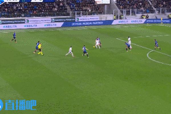 GIF-国米7-1亚特兰大第五球 完全复制第四球 GIF-国米7-1亚特兰大第五球 完全复制第四球