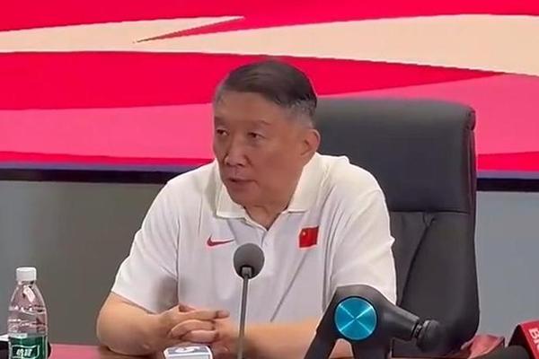 大胜波黑采访 宫鲁鸣提张子宇表现并打服对手 韩旭谈新老交替李月汝 中国女篮主教练 大胜波黑采访 宫鲁鸣提张子宇表现并打服对手 韩旭谈新老交替李月汝 中国女篮主教练