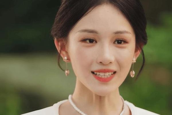 大量横店 北漂的美女演员们 正疯狂涌向郑州 业内人士曝光真相 大量横店 北漂的美女演员们 正疯狂涌向郑州 业内人士曝光真相