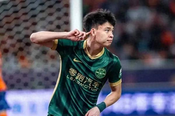 不可能吧 18岁的中国球员能这么强中甲 中国足球 中超联赛 不可能吧 18岁的中国球员能这么强中甲 中国足球 中超联赛