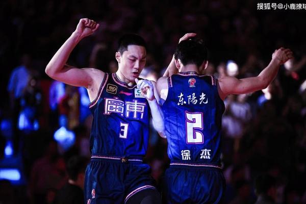 还想要陈国豪 广东队被曝欲交易北控男篮 朱芳雨被逼送出徐杰胡明轩 北京北控队 还想要陈国豪 广东队被曝欲交易北控男篮 朱芳雨被逼送出徐杰胡明轩 北京北控队