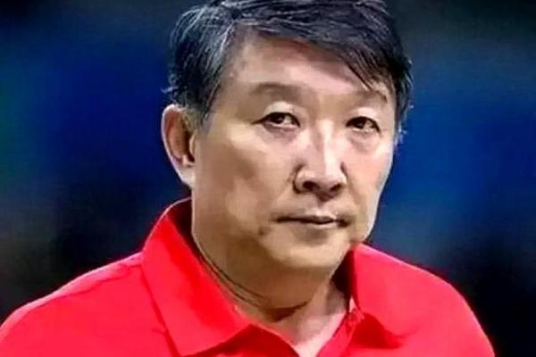 宫鲁鸣 伤病影响了李梦的备战 今年亚洲杯可能将无法参战 李梦