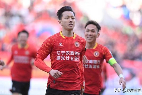 中甲 辽宁铁人2比1大连鲲城 落后榜首1分 臧一锋 中甲 辽宁铁人2比1大连鲲城 落后榜首1分 臧一锋