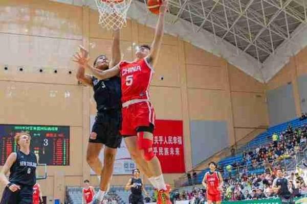 张博源13分 杨溢最后时刻 过山车中国U19惜败埃及U23 埃及队 张博源13分 杨溢最后时刻 过山车中国U19惜败埃及U23 埃及队