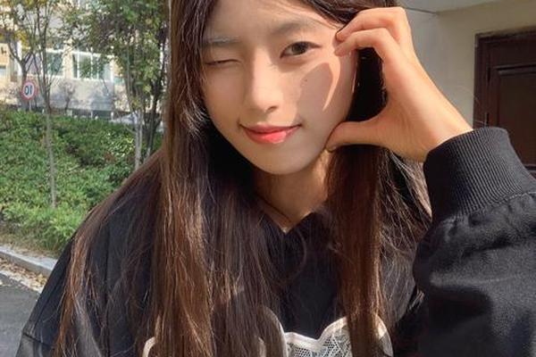绝了 女子打卡偶遇素颜女大学生 网友 一个惊艳一个清纯 绝了 女子打卡偶遇素颜女大学生 网友 一个惊艳一个清纯