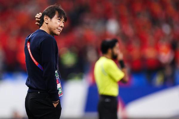 申台龙 中国足协没联系我 我能看出他们为何无法取得好成绩 足球队
