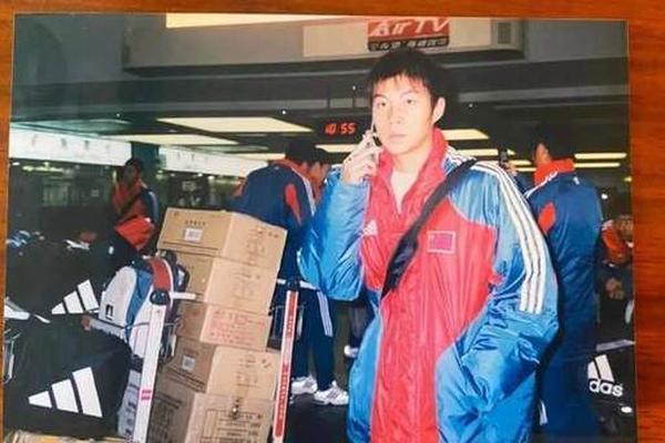40岁的400场 专访老将黄希扬 退役已有心理准备 希望能陪重庆足球回到中超 40岁的400场 专访老将黄希扬 退役已有心理准备 希望能陪重庆足球回到中超