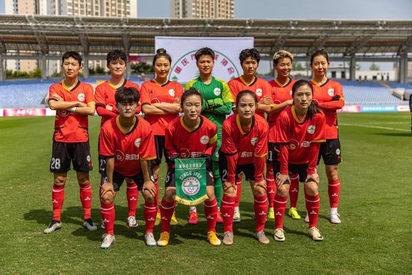 龙岗中学生闪耀全运会足球赛场 女足 广东 足球队 龙岗中学生闪耀全运会足球赛场 女足 广东 足球队