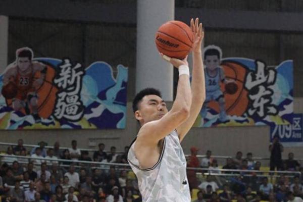 男篮亚冠最疯狂球队 小组垫底却逆袭夺冠 1分险胜辽篮苦主登顶 男篮亚冠最疯狂球队 小组垫底却逆袭夺冠 1分险胜辽篮苦主登顶