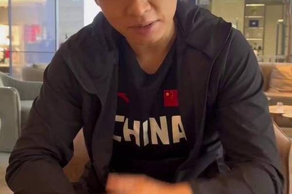 这个夏天 我在武汉等你 重塑羽球基因 开启热血暑期杨晨 这个夏天 我在武汉等你 重塑羽球基因 开启热血暑期杨晨