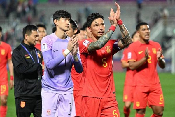 媒体人 国足新一轮选帅会非常慎重 管理团队也有变化的可能 足协 媒体人 国足新一轮选帅会非常慎重 管理团队也有变化的可能 足协