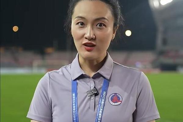 苏超 四轮场均观众增2倍 上周末主场城市游客量升四成 足球盛宴 苏超 四轮场均观众增2倍 上周末主场城市游客量升四成 足球盛宴