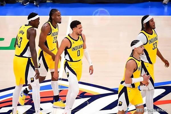 一个会开飞机的音乐家 也是NBA总决赛主教练 卡莱尔 步行者队 一个会开飞机的音乐家 也是NBA总决赛主教练 卡莱尔 步行者队