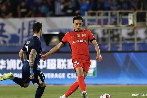 津媒 大部分国脚状态出色 中前场可有多种搭配 刘若钒 津媒 大部分国脚状态出色 中前场可有多种搭配 刘若钒