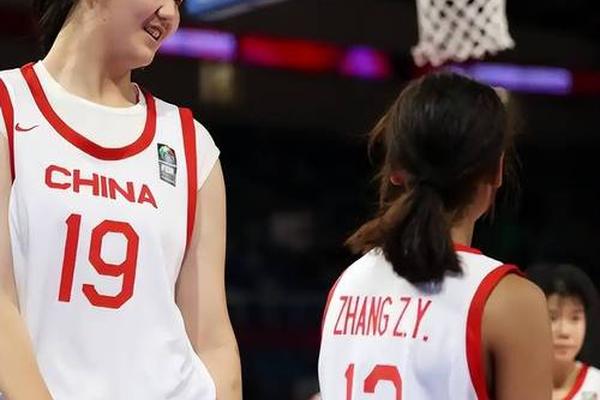 中国女篮热身赛46分大胜波黑队 张子宇成年国家队首秀贡献18分 奥运 宫鲁鸣 中国女篮热身赛46分大胜波黑队 张子宇成年国家队首秀贡献18分 奥运 宫鲁鸣