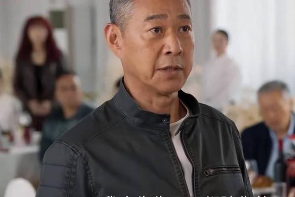 把观众当傻子 又丑又没演技 这一次 没有人会为她的作品买单 把观众当傻子 又丑又没演技 这一次 没有人会为她的作品买单