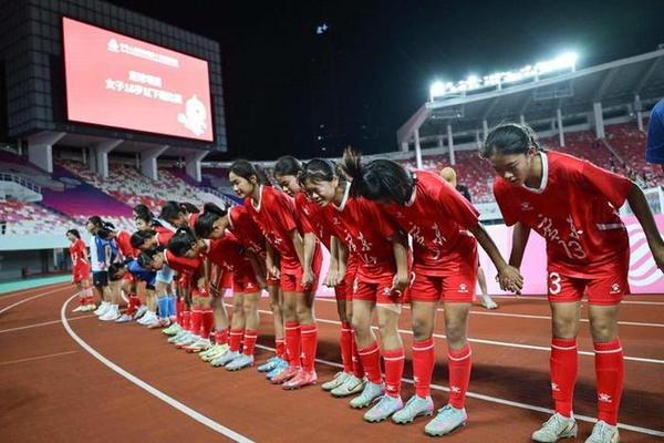 足球报 广东U16女足全运会后不解散 计划继续征战女乙联赛 女足世界杯 足球报 广东U16女足全运会后不解散 计划继续征战女乙联赛 女足世界杯