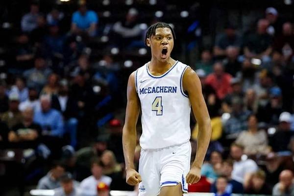 2025年NBA选秀球员之埃里克 迪克森 杰克逊 维拉诺瓦大学 2025年NBA选秀球员之埃里克 迪克森 杰克逊 维拉诺瓦大学