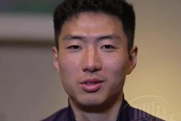 闫炳良 感谢教练组让我忘掉失误 赛前与方镜淇打了个视频 津门虎 闫炳良 感谢教练组让我忘掉失误 赛前与方镜淇打了个视频 津门虎
