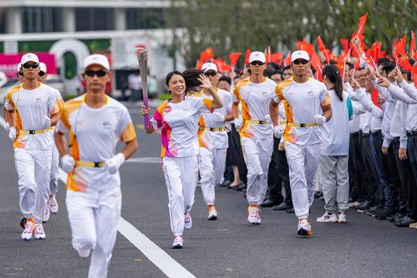 奔向同一个梦想——杭州亚运会火炬手期待体育精神“闪耀时刻”