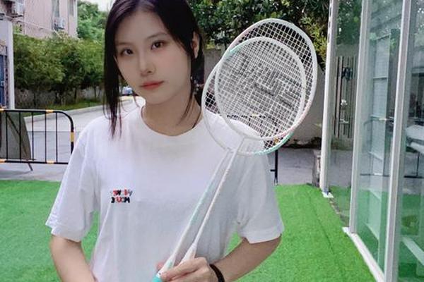 两位数的价格45天无理由 它把羽毛球门槛踩在了脚下却遭质疑掉漆 碳素 自行车 两位数的价格45天无理由 它把羽毛球门槛踩在了脚下却遭质疑掉漆 碳素 自行车