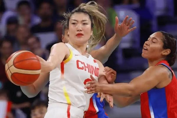 封杀 宫鲁鸣亲承李梦无缘亚洲杯 媒体人 宫导是什么教练都清楚 封杀 宫鲁鸣亲承李梦无缘亚洲杯 媒体人 宫导是什么教练都清楚