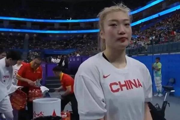 凌晨5点 李梦320字回应宫鲁鸣 连说4感谢 球迷 凌晨5点 李梦320字回应宫鲁鸣 连说4感谢 球迷
