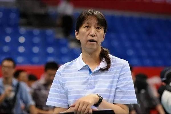 赖亚文 年轻的中国女排经受住了考验 也暴露出了问题 排球 赖亚文 年轻的中国女排经受住了考验 也暴露出了问题 排球