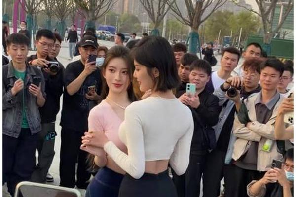 中国—中亚机班长露出两个奶球让我玩她制促进人员往来便利化合作倡议 中国—中亚机班长露出两个奶球让我玩她制促进人员往来便利化合作倡议