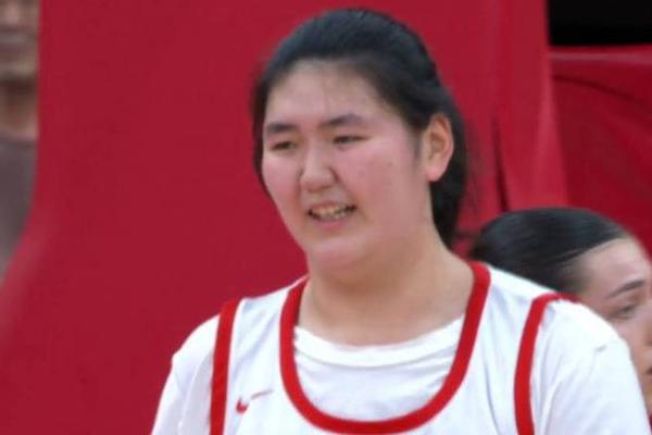 中国女篮开门红 张子宇成年赛首秀18分7板 韩旭 波黑 中国女篮开门红 张子宇成年赛首秀18分7板 韩旭 波黑