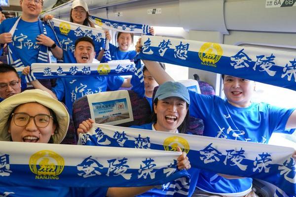 追光苏超 第五轮 场均25000人淮安 泰州 追光苏超 第五轮 场均25000人淮安 泰州