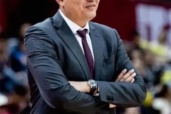 张子宇太慢该减重 巩晓彬建议 没必要 年龄还小还在发育