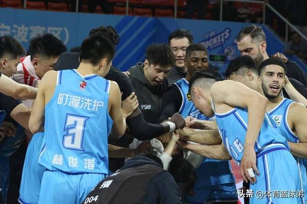 宁波男篮官宣 即日起正式聘任刘家成为俱乐部总经理 同曦 宁波男篮官宣 即日起正式聘任刘家成为俱乐部总经理 同曦