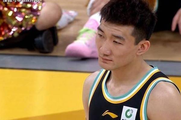 低迷中反弹 孙铭徽只用了一场比赛胡金秋 赵岩昊 郭士强 低迷中反弹 孙铭徽只用了一场比赛胡金秋 赵岩昊 郭士强