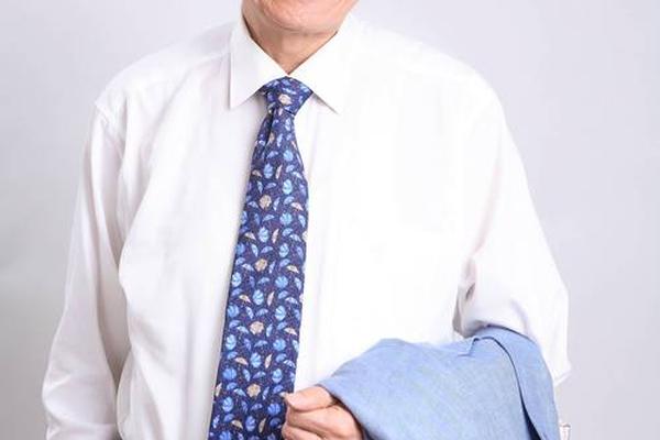 当院士穿上球衣 当院士穿上球衣