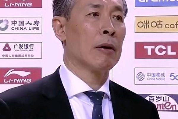 北京队获得CBA联赛亚军 创造球队十年来最佳战绩 广厦队 许利民 北京队获得CBA联赛亚军 创造球队十年来最佳战绩 广厦队 许利民