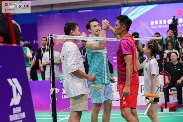 聚焦 乌鲁木齐林丹杯星光璀璨 伍家朗男单称王 八强 聚焦 乌鲁木齐林丹杯星光璀璨 伍家朗男单称王 八强