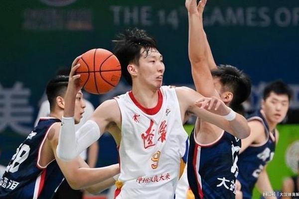 媒体人 广厦将帅征战全运会费用非常丰厚 四川保底力争一枚奖牌 周琦 媒体人 广厦将帅征战全运会费用非常丰厚 四川保底力争一枚奖牌 周琦