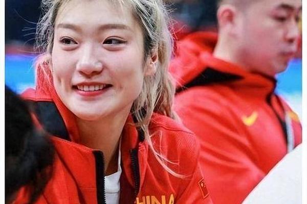 入选女篮国家队 李梦第1时间回应宫鲁鸣 连用感谢疑似谢幕告别 亚洲杯