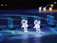 揭秘北京8分钟：传统中华文化与现代人工智完美融合 