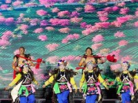 来大理，跳舞吧！