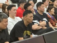 新赛季正式开打 荷花战神却悄悄转型男篮 cba联赛