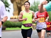 贵阳马拉松这18坡 请大声喊出来 全马 贵马