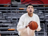 山东内讧化解 高诗岩已解释道歉 曾批陶汉林总忘战术教练不敢用 贺天举