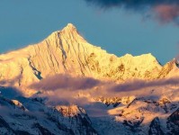 在梅里雪山见证＂星河流淌＂和＂日照金山＂奇观