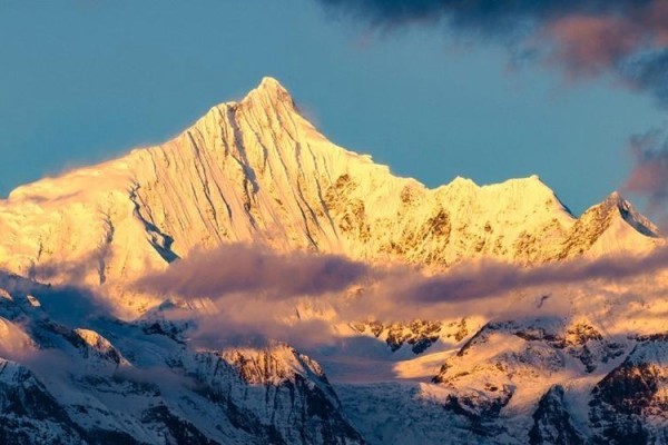 在梅里雪山见证＂星河流淌＂和＂日照金山＂奇观