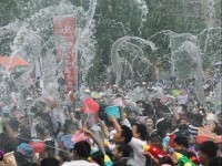 相约勐乃河！云南普洱景谷泼水节首站来了
