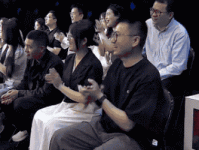 从春晚秧歌到拳击擂台,中国机器人打服老外