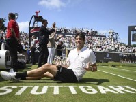 ATP250斯图加特站 弗里茨五连胜兹维列夫夺冠 马胡 草地赛