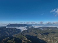 云南石屏：山与光之间 云海是另一种奇观